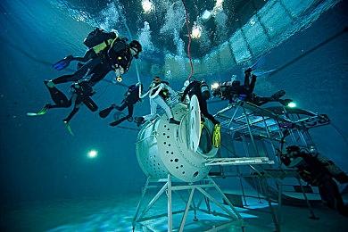 SE最新策略游戏《神领编年史》发布游戏介绍